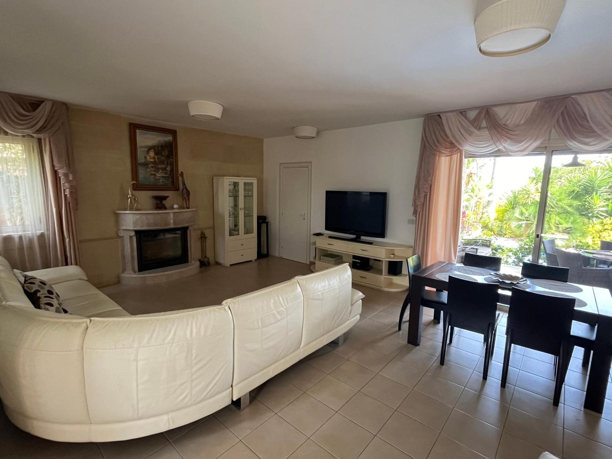 Villa Lachi Marina #17 *