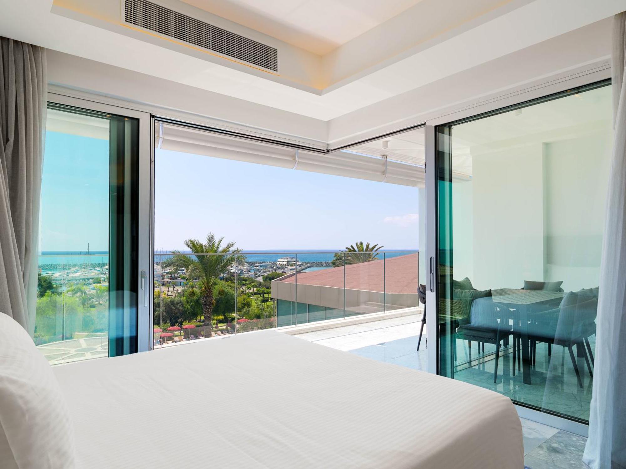 The Tower At St Raphael Aparthotel
