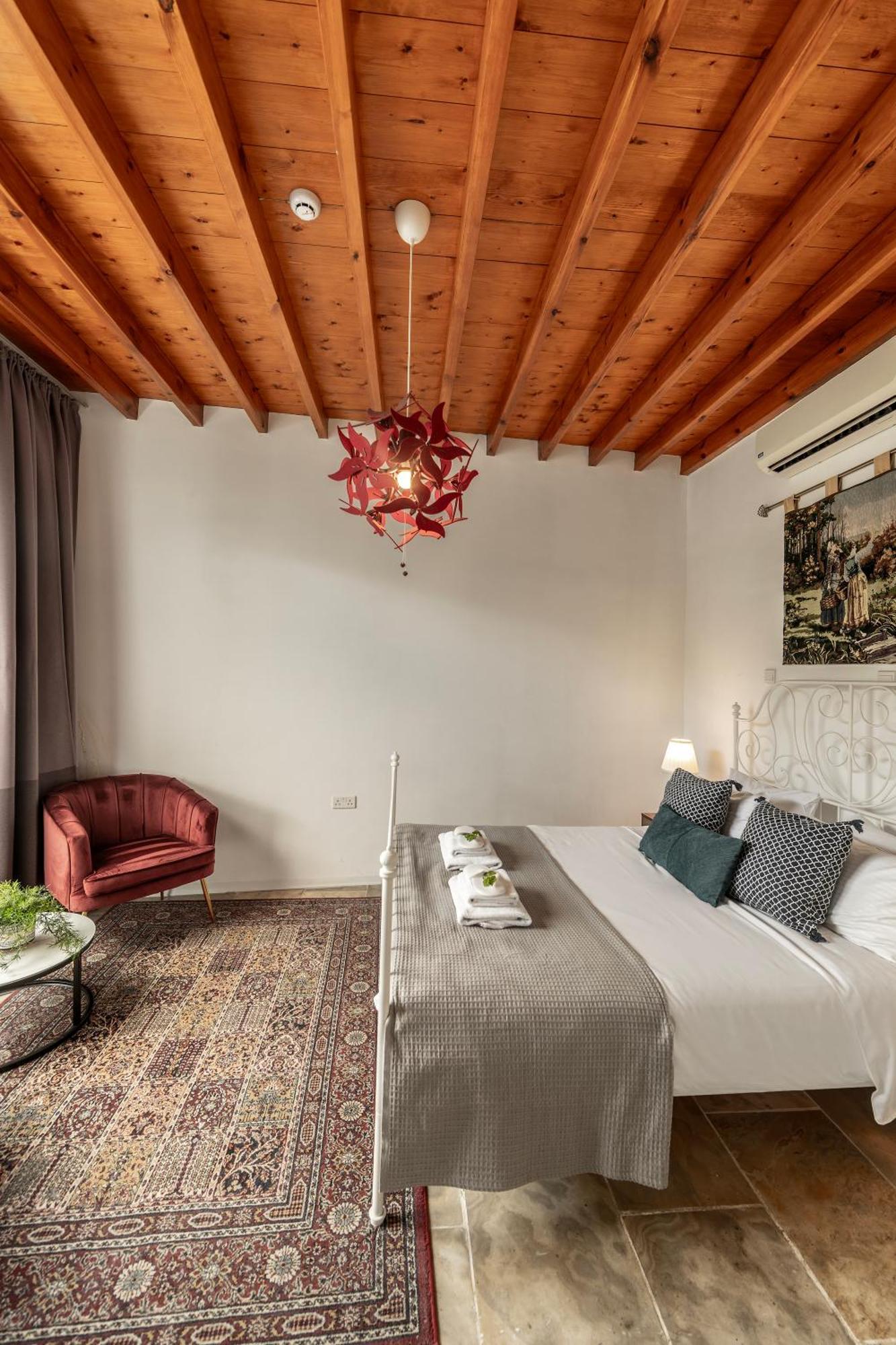 Edem Traditional House 3*