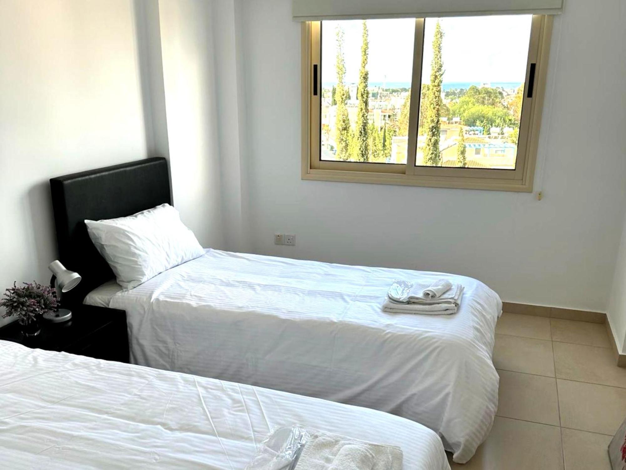 Elysia Park - 2 Bed Seaview Apartment *