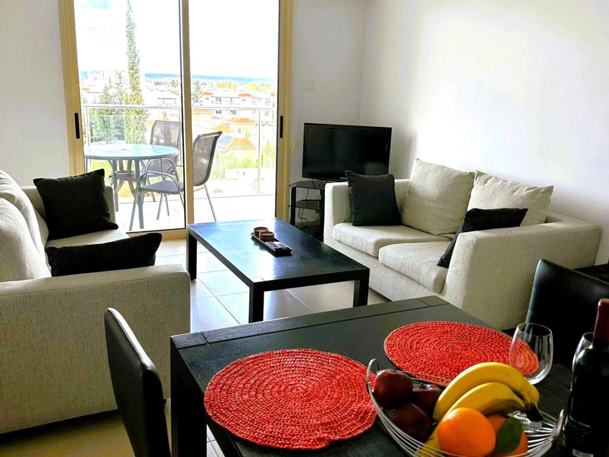 Elysia Park - 2 Bed Seaview Apartment Paphos