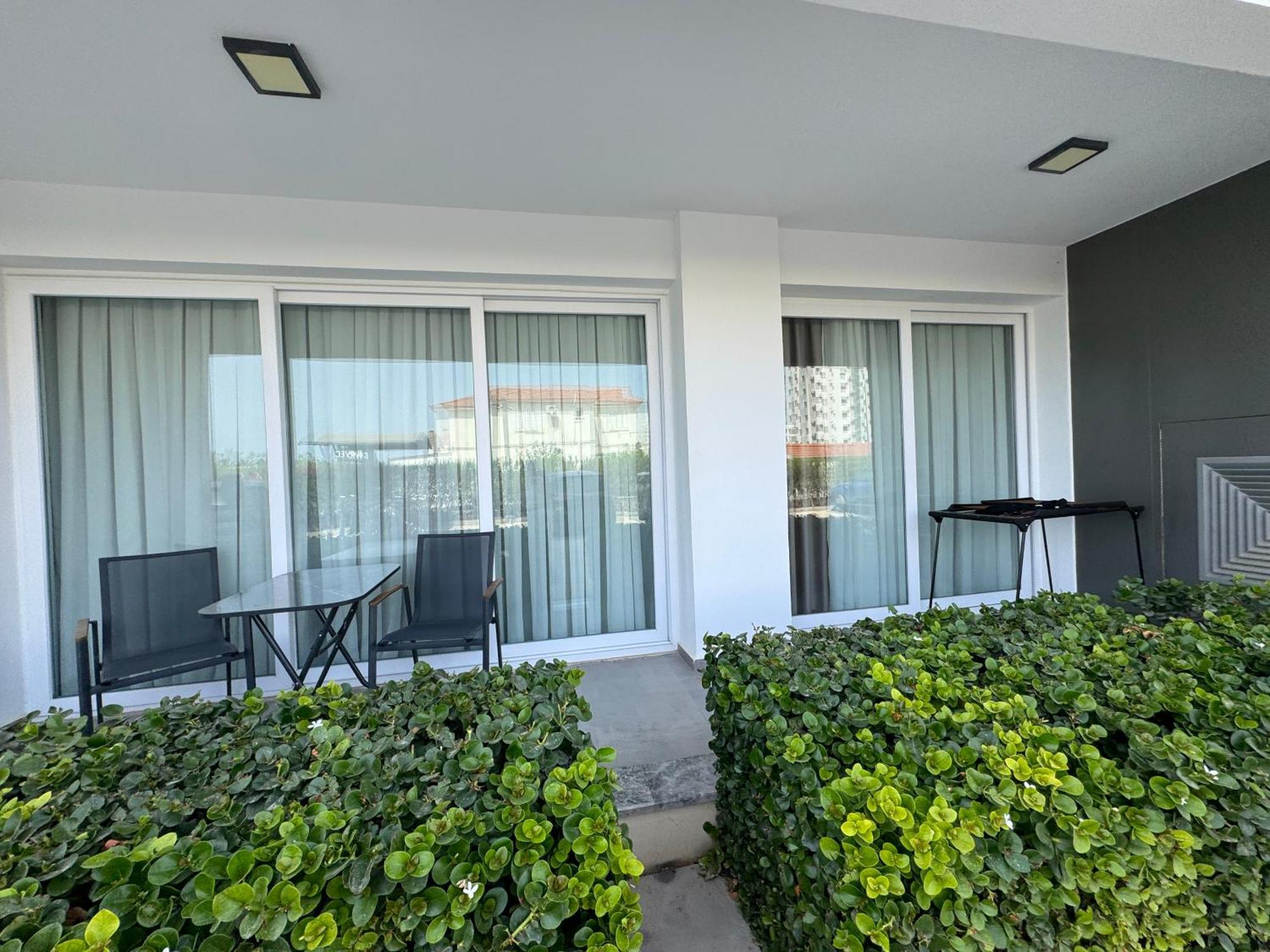 Courtyard Long Iskele *