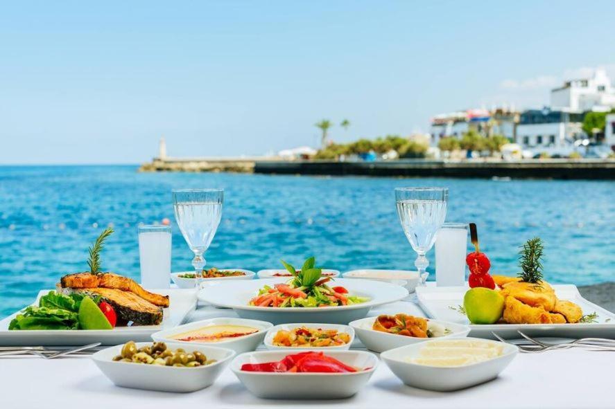 Dome & Casino At Central Kyrenia 4*