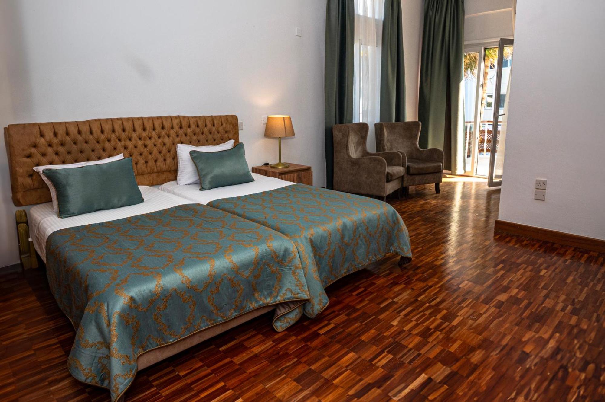 Dome & Casino At Central Kyrenia Hotel 4*