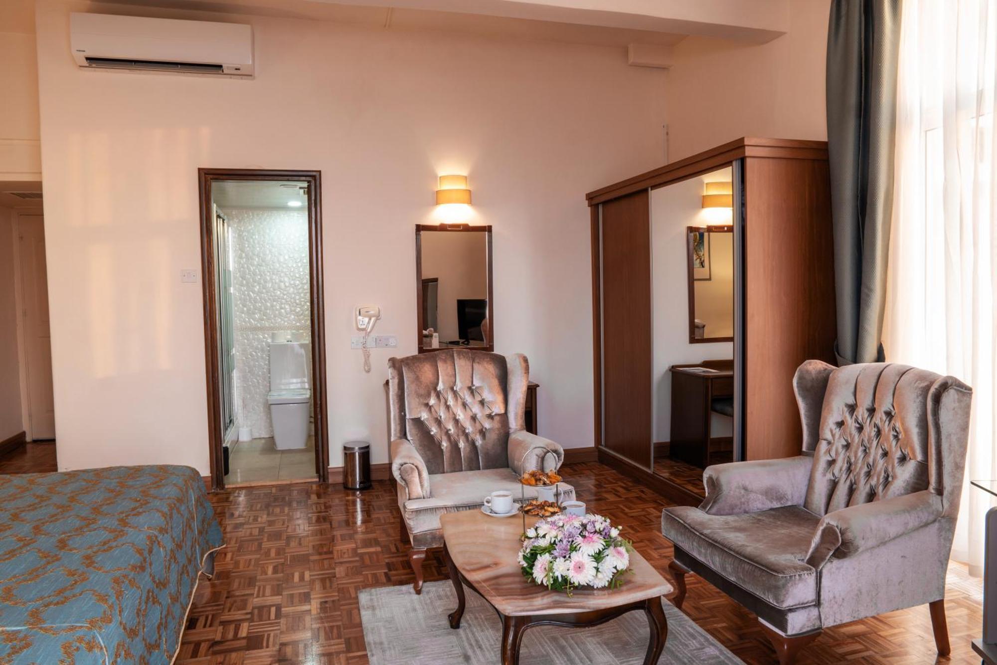 Hotel Dome & Casino At Central Kyrenia