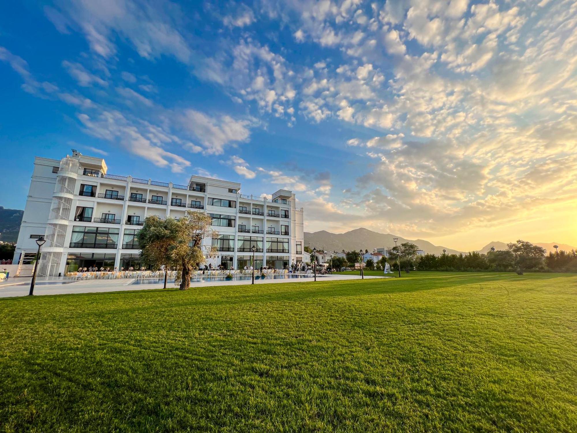 Hotel Mc Palace & Convention Agios Epiktitos