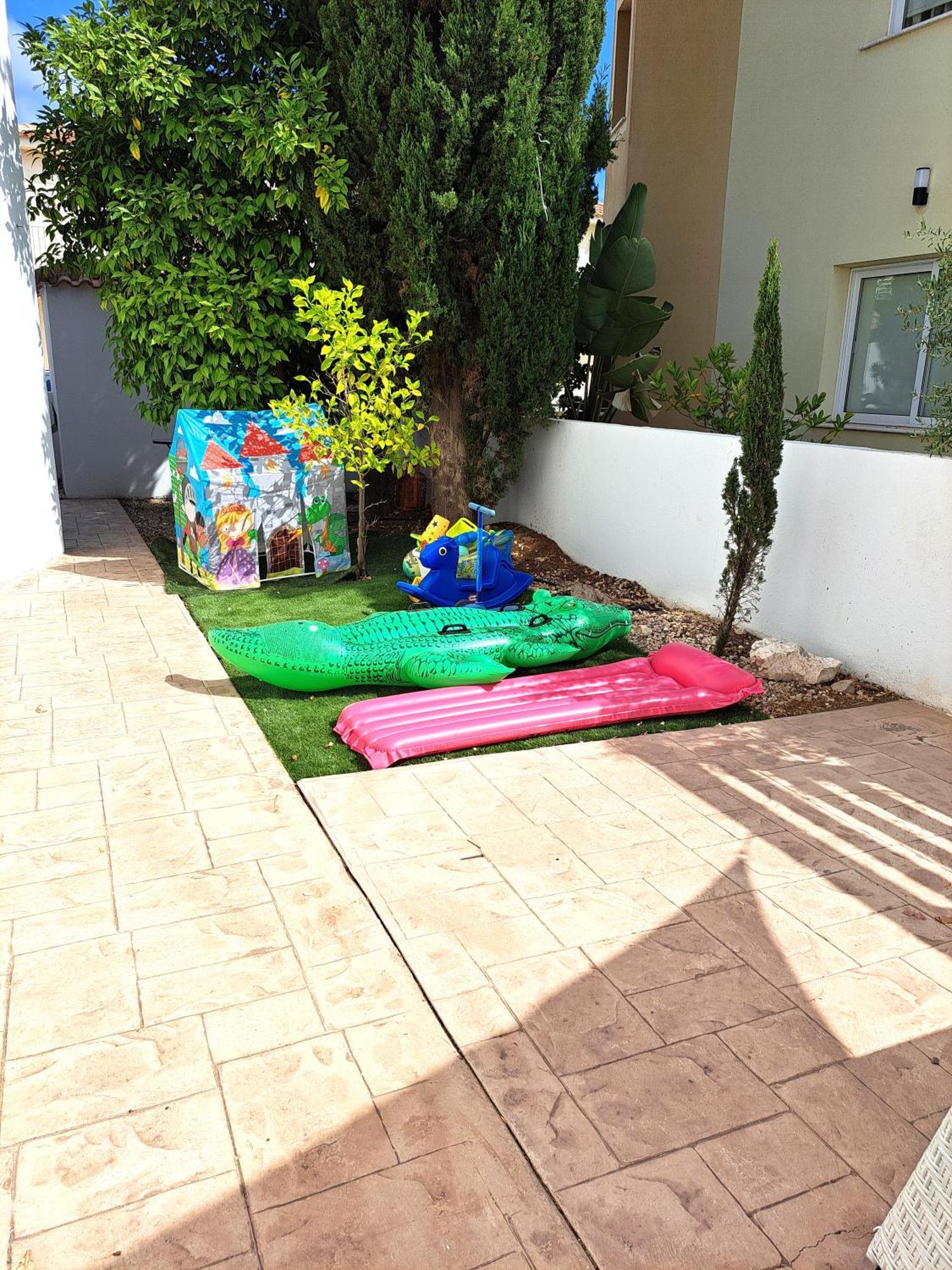 Andina Close To The Sea Pousada Protaras