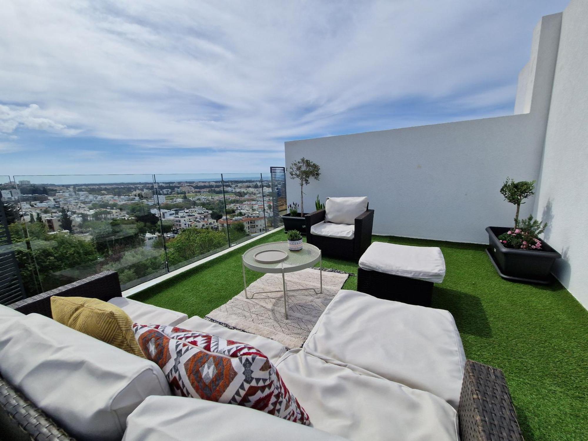 Aeon Residences - In The Heart Of *