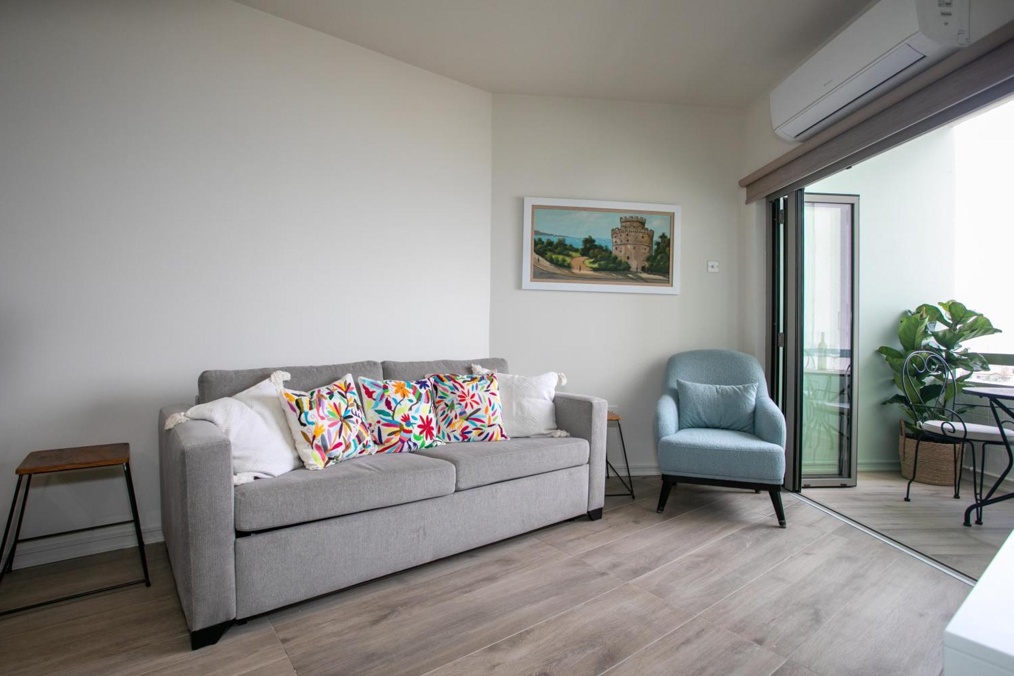 Palmove Luxurious Beachfront Larnaca