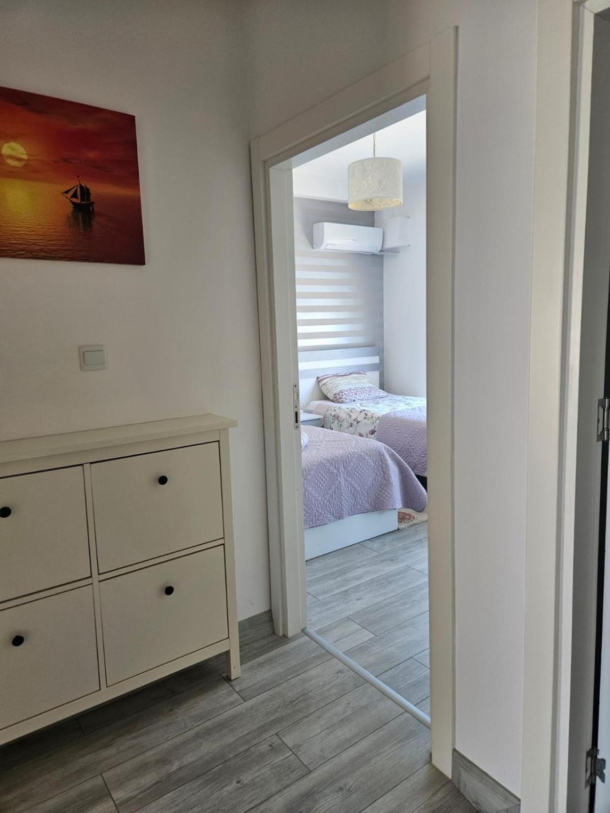 Spacious Beachfront Two-bedroom In Caesar Apartment Boghaz