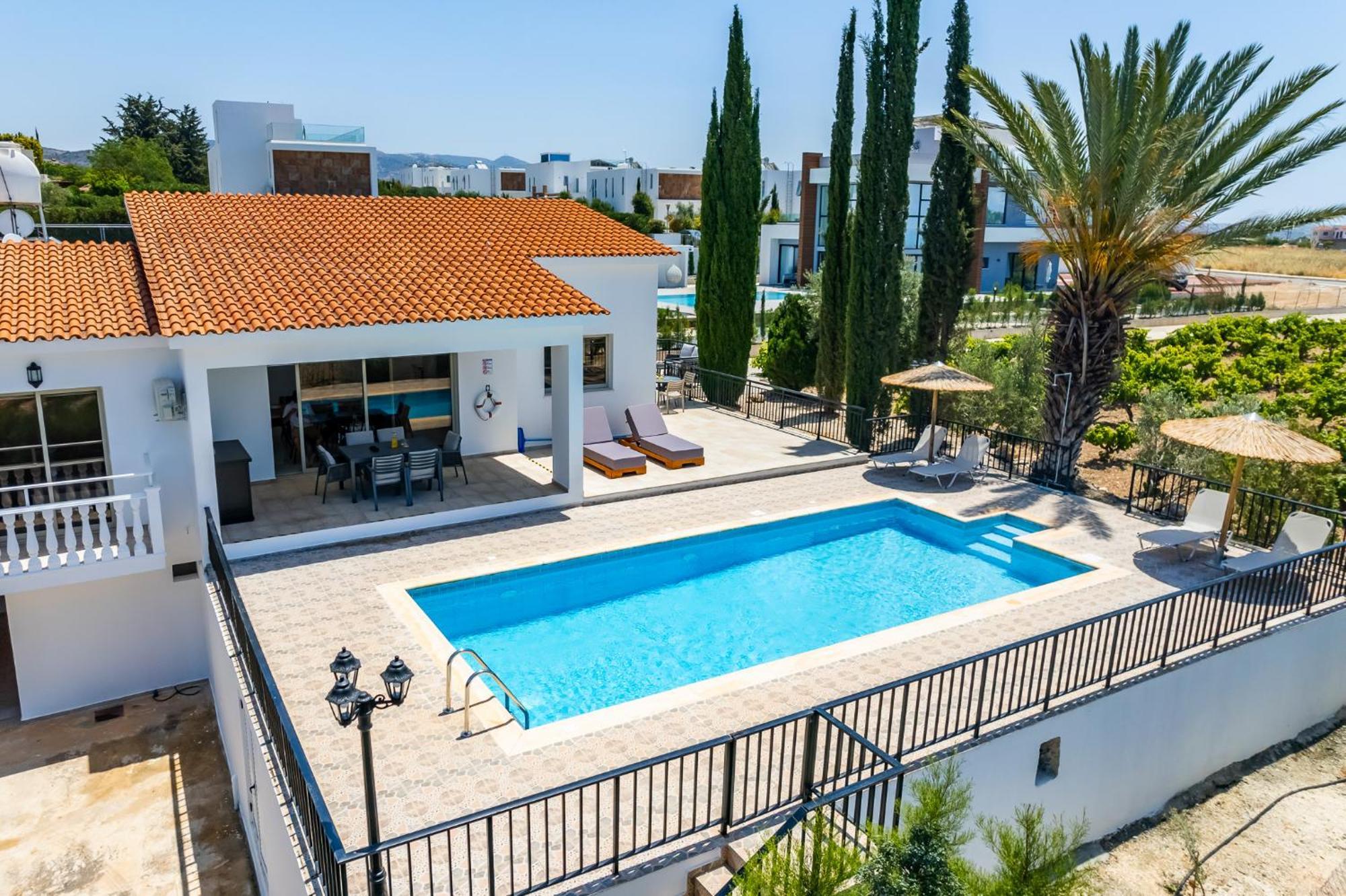 Kathi By Ezoria Villa Paphos