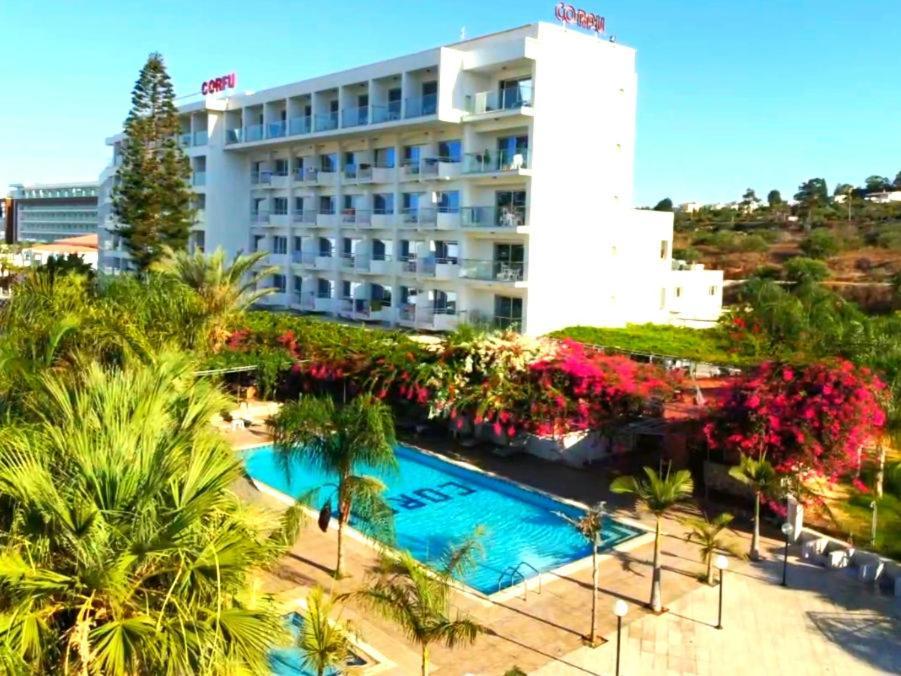 Corfu 4*