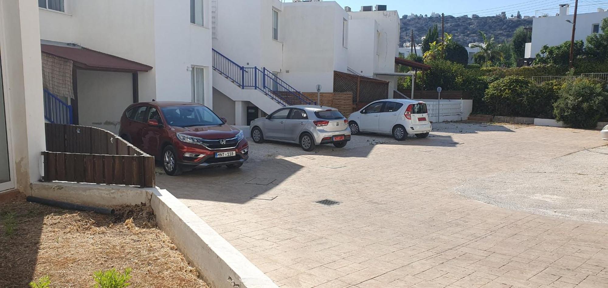 Evros & Coral Bay Seaview Apartment *