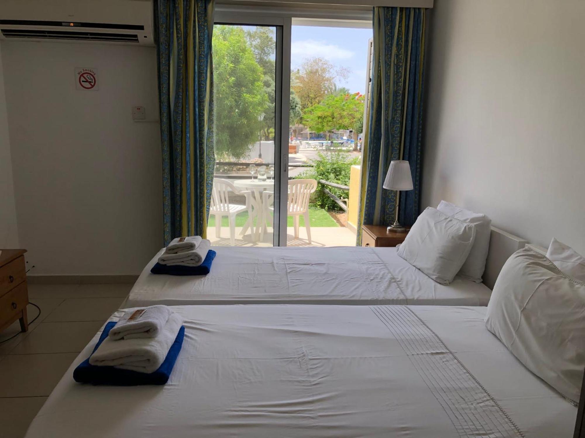Paphos Gardens - 1Br Apt Near Pool, 5 Mins To Beach And Shops Apartment