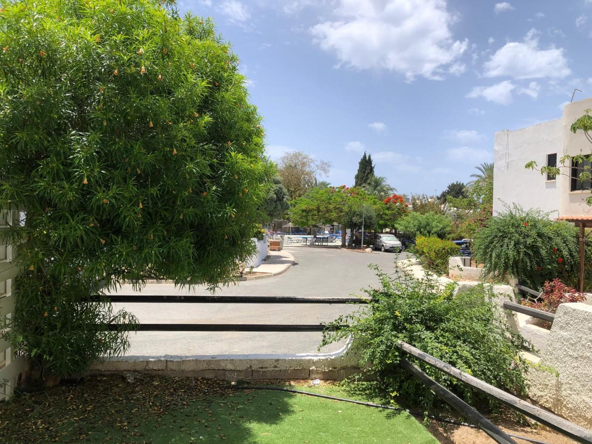 - Sunny Garden Near Pool, 5 Mins To