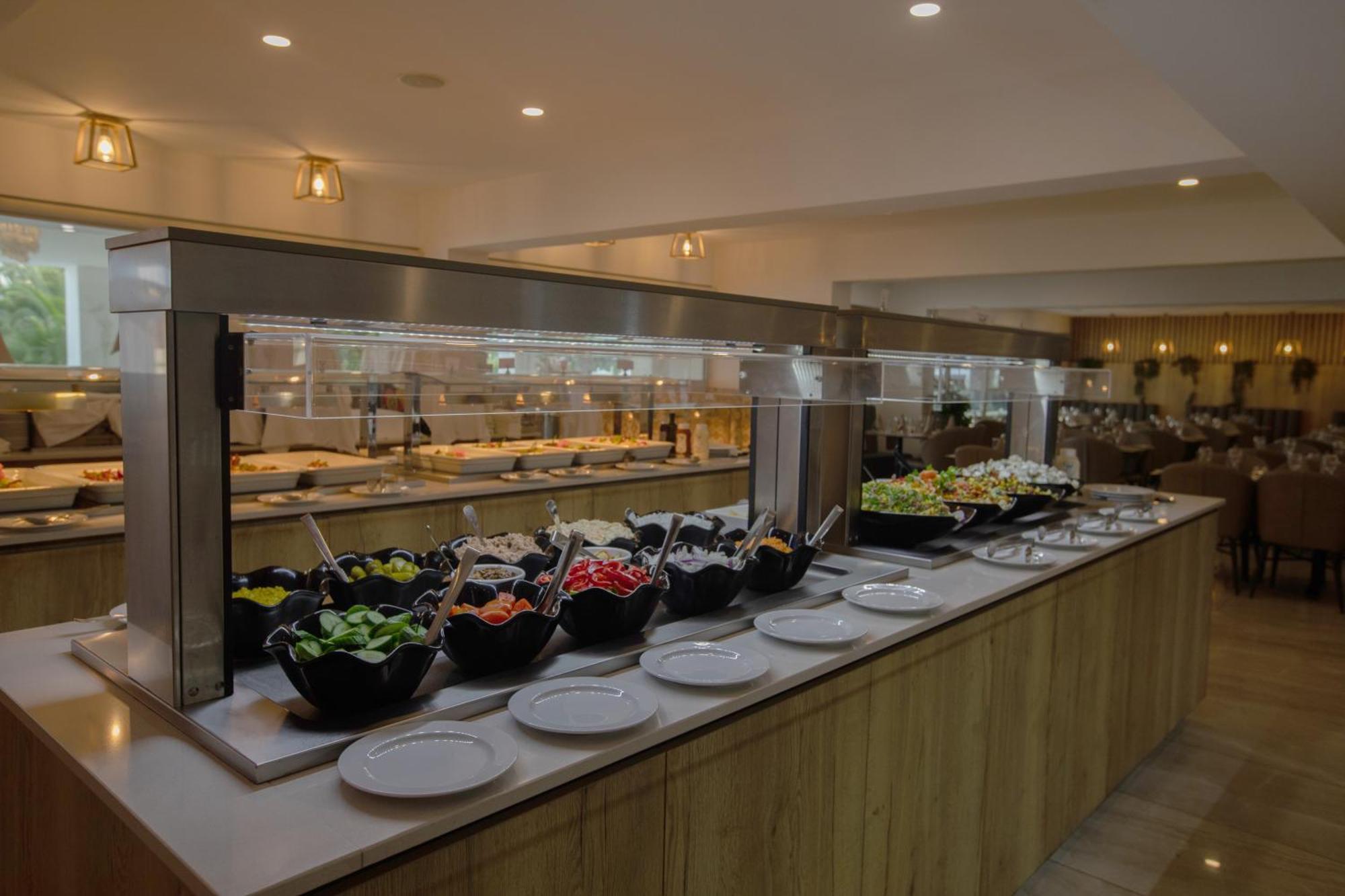 Hotel Bohemian Gardens 4*