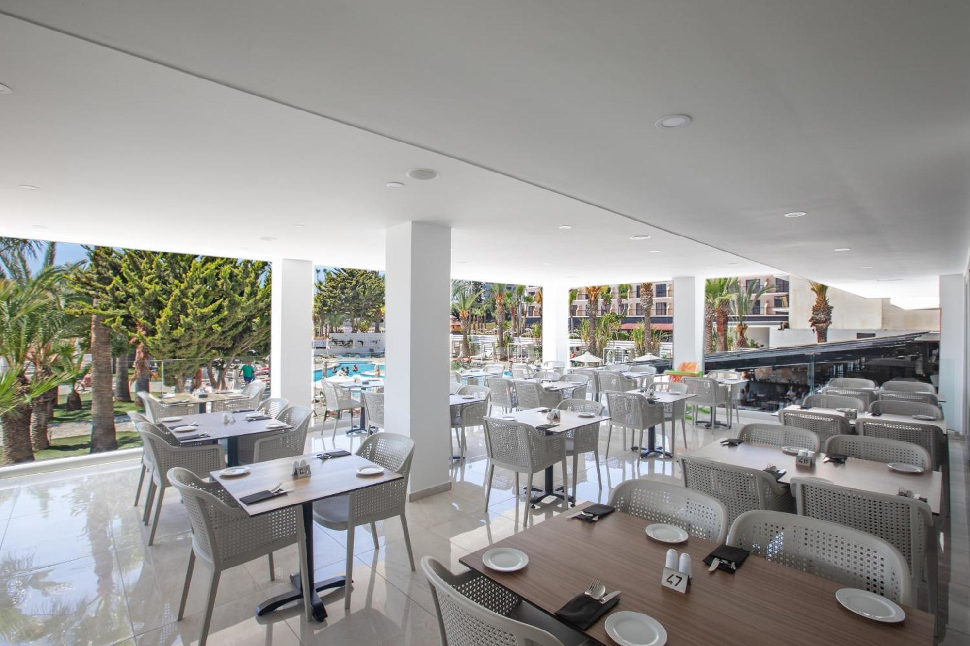 Bohemian Gardens 4* Protaras