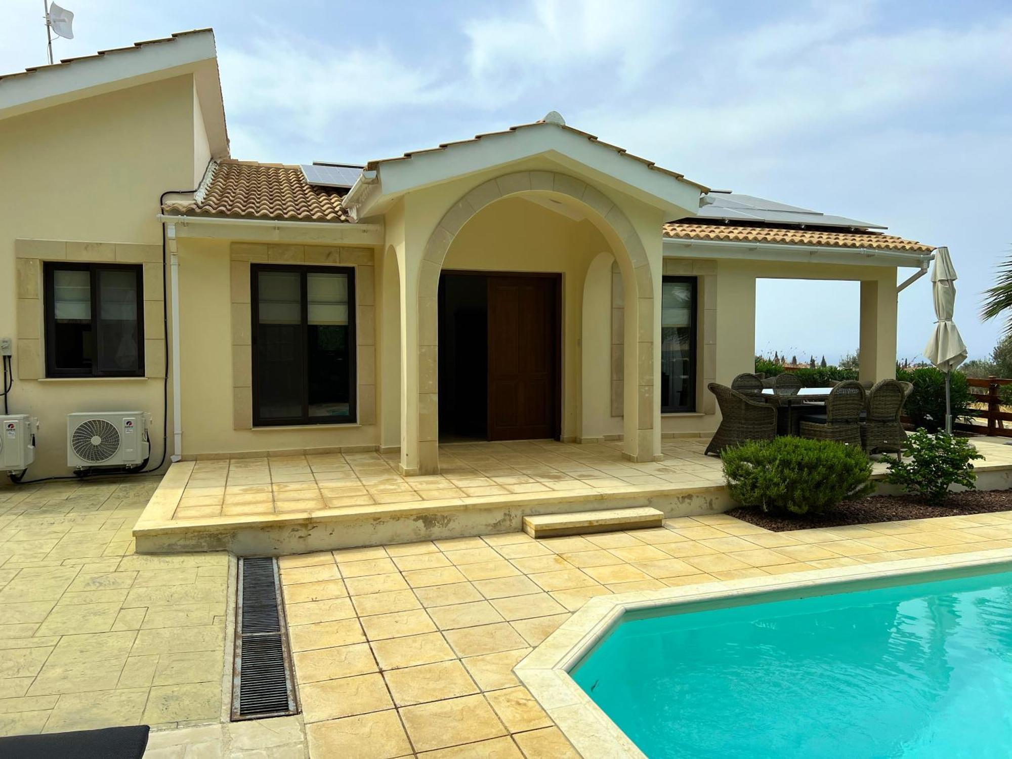 Villa Pleiades - Sea Views, Private Pool & Hot Tub Kouklia