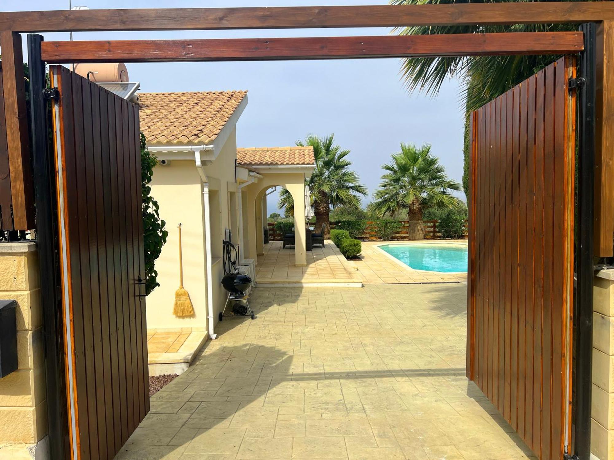 Villa Pleiades - Sea Views, Private Pool & Hot Tub *