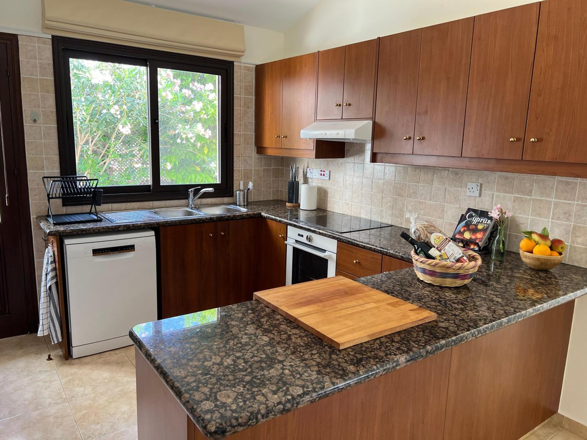 Pleiades - Sea Views, Private Pool & Hot Tub *