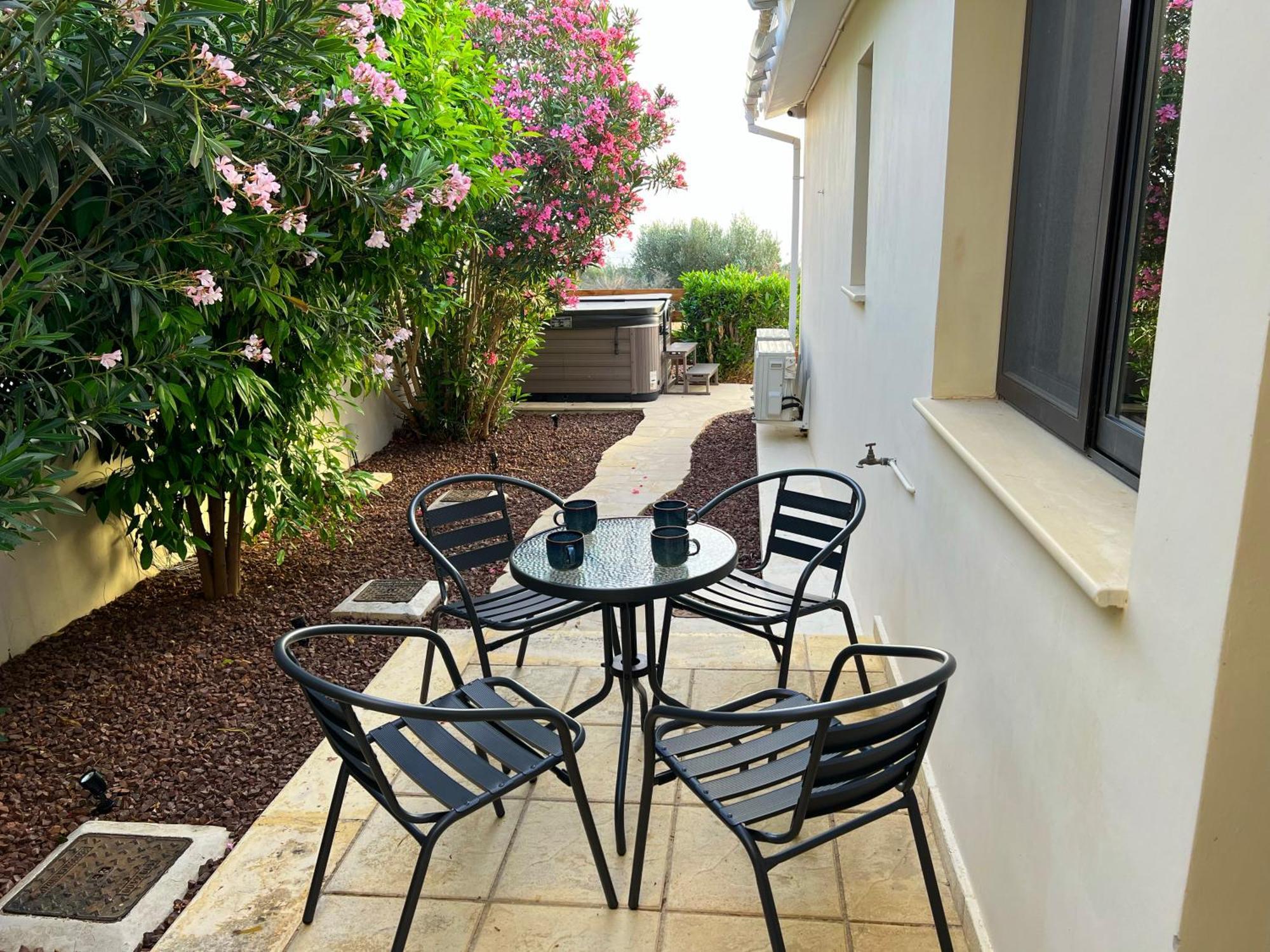 Pleiades - Sea Views, Private Pool & Hot Tub Villa Kouklia