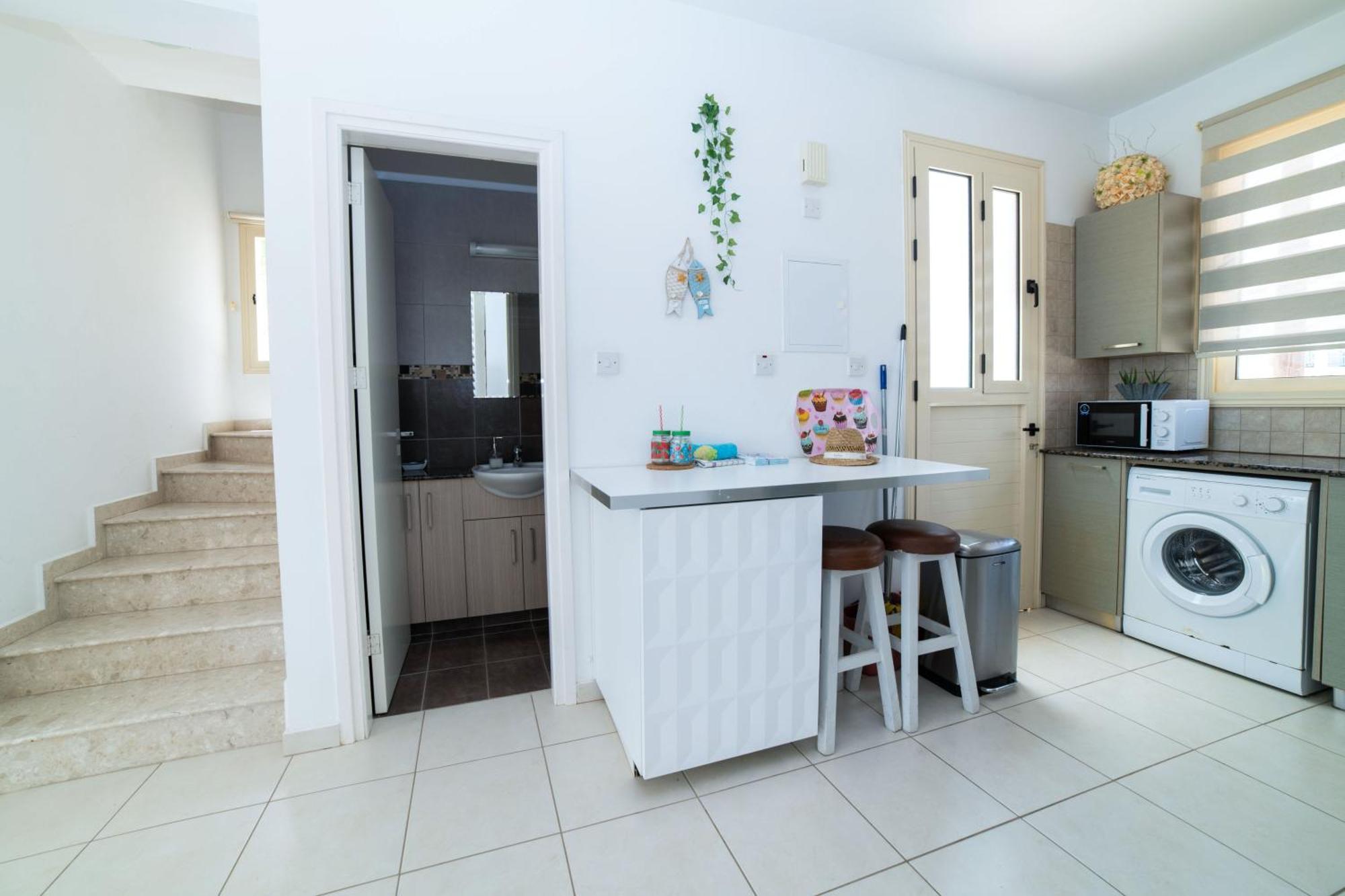 Anna Maria, Kapparis * Paralimni