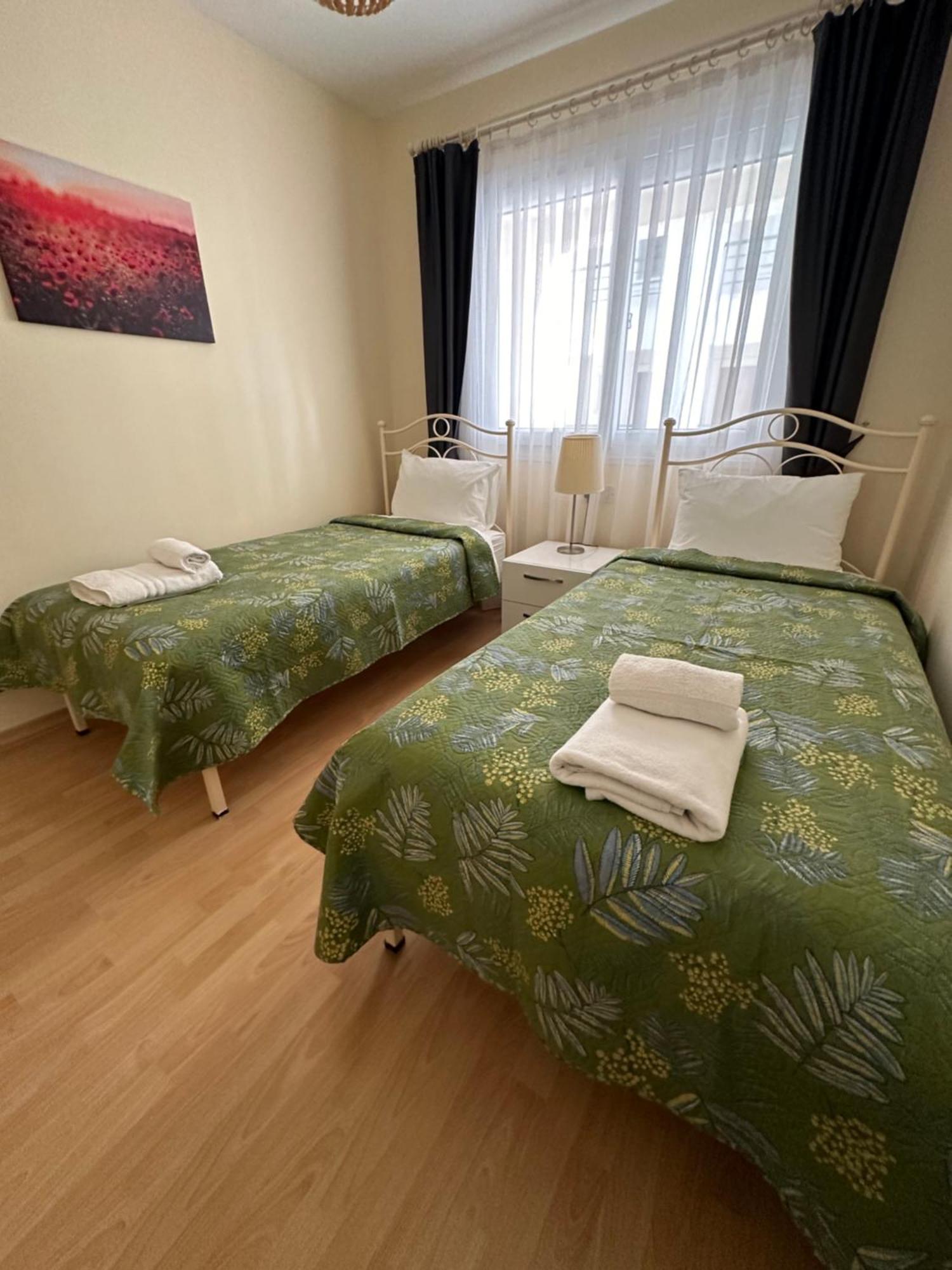 Thalassa Apartment