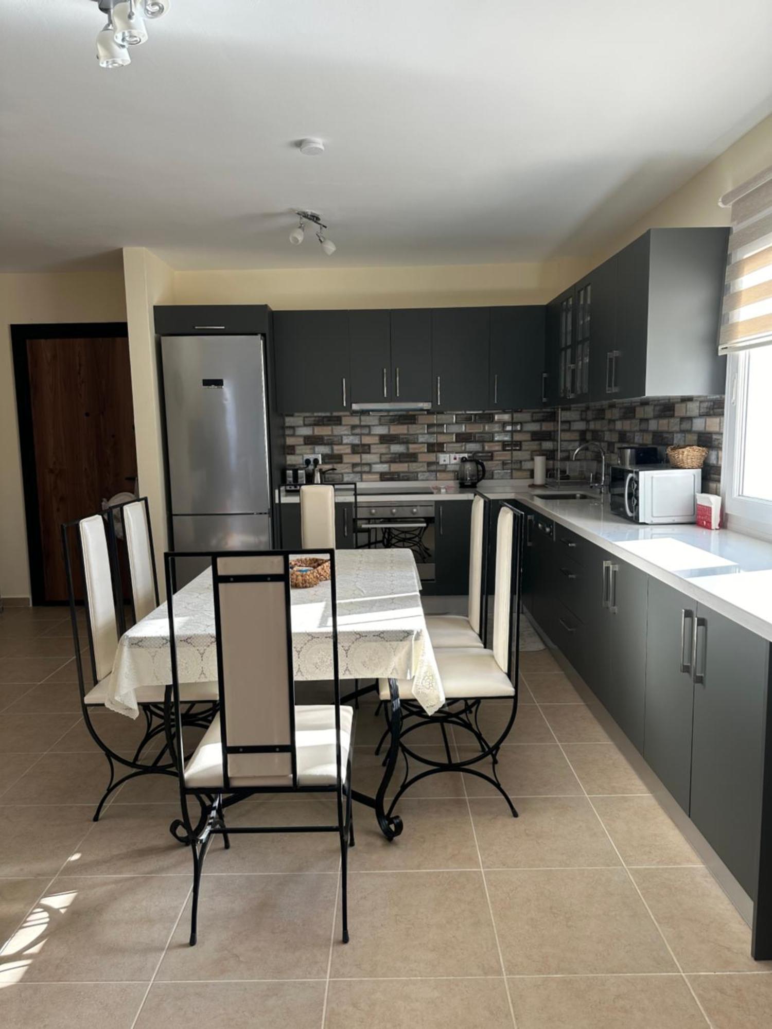 Thalassa Apartment