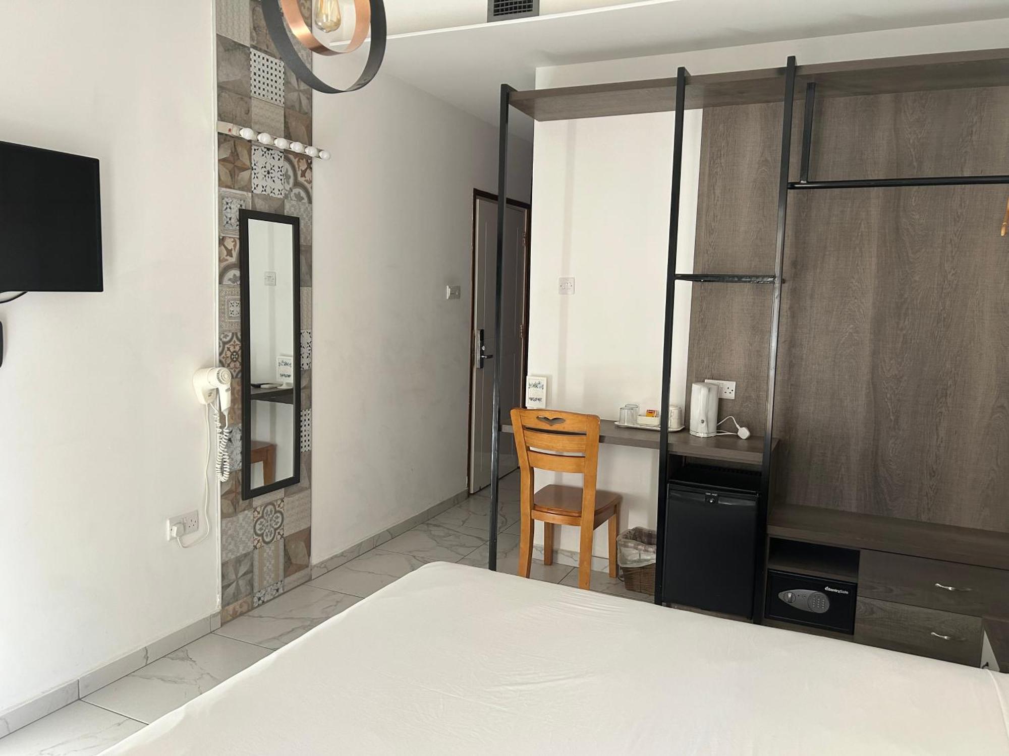 Hotel St Elena Boutique Larnaca