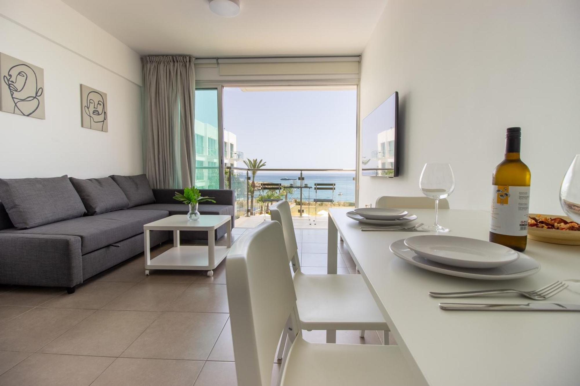 Apartment Stunning Sea-views Apt, Protaras