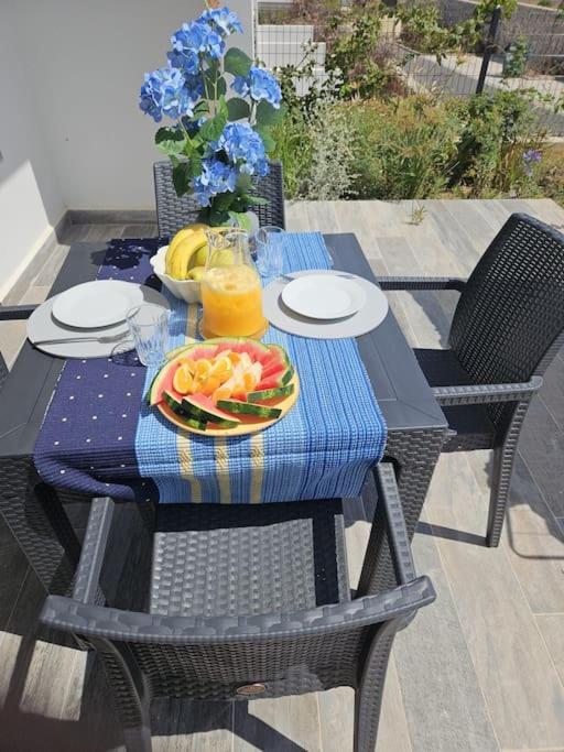 Sunny Seaside Retreat - Apartment, Bahceli *