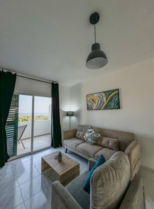 Pelagos Panorama 2b, Seaview, Pool Apartment Klorakas