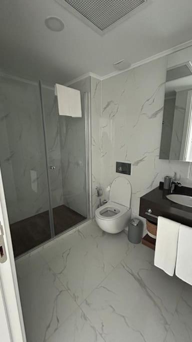 Grand Sapphire Long Apartment Trikomo