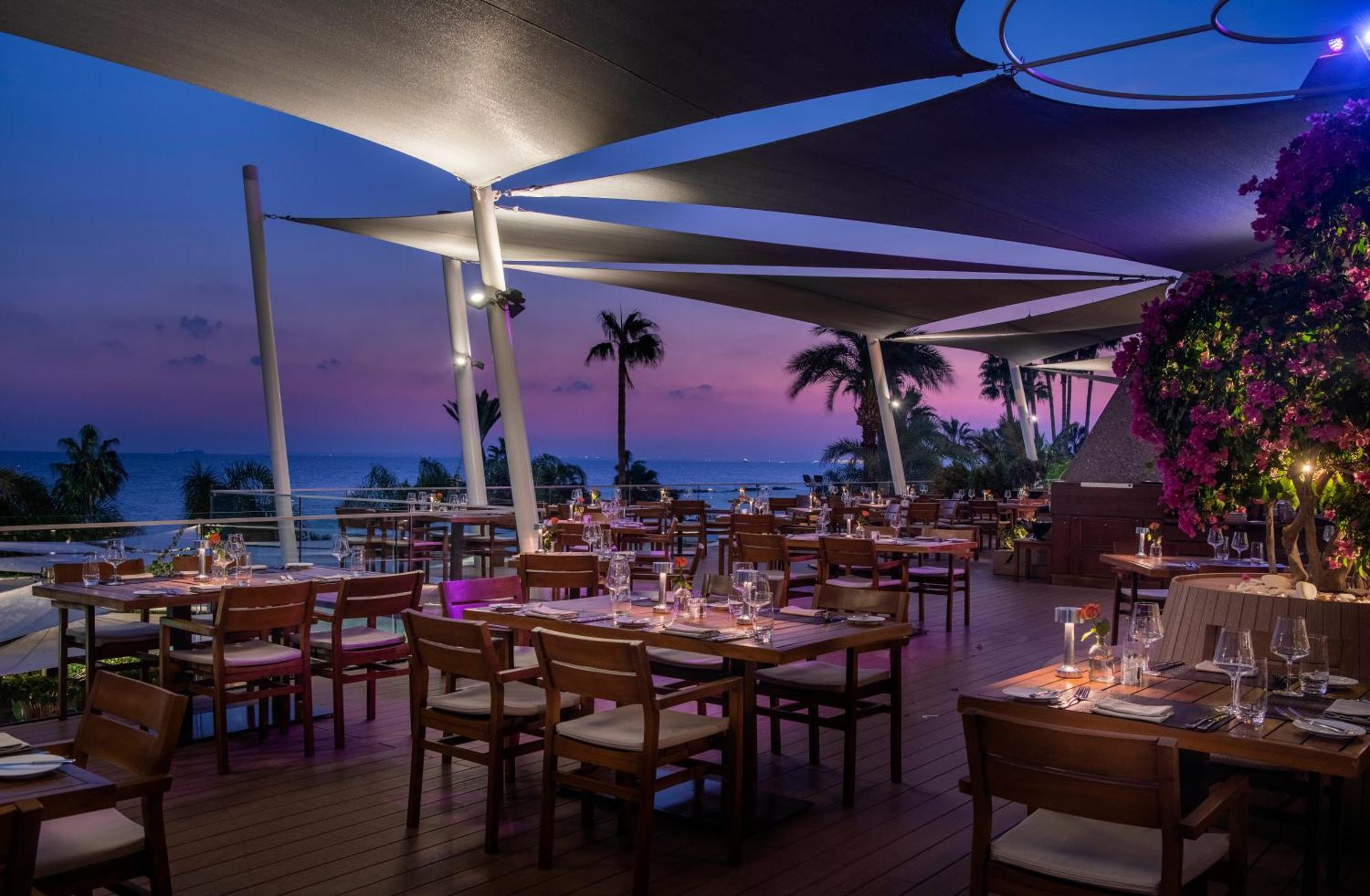 Aparthotel Amathus Residences *