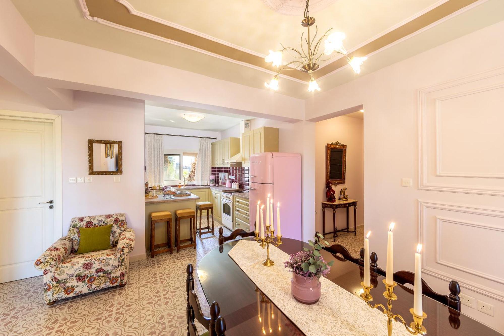 Castle Apartment *