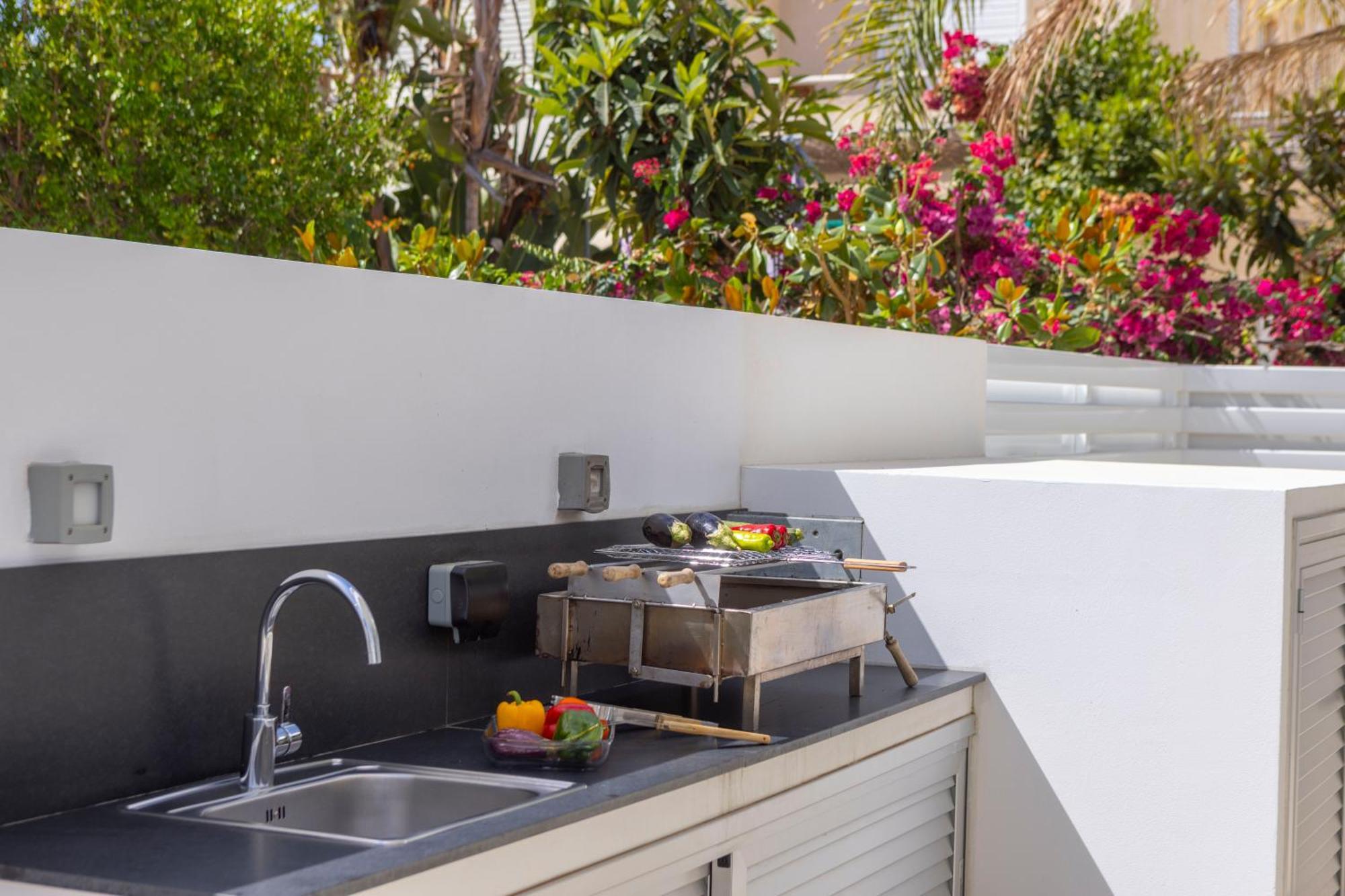 Villa Fig Tree Bay Residences 1 Lantiana Protaras