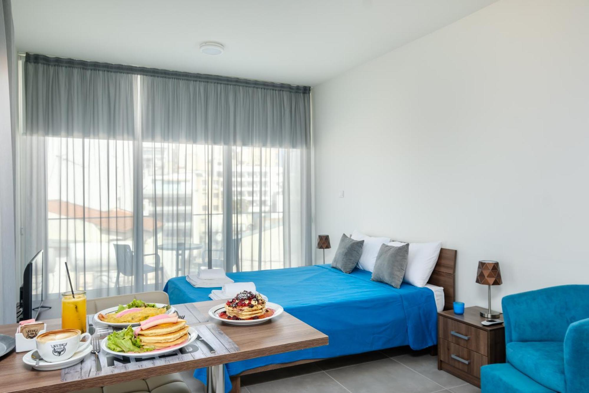 Apartment The Habitat Mediterraneo - Self Check-in Larnaca