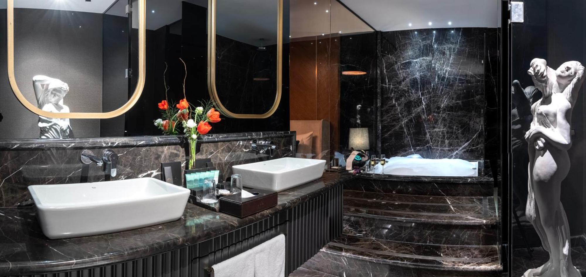 Lords Palace Casino 5*