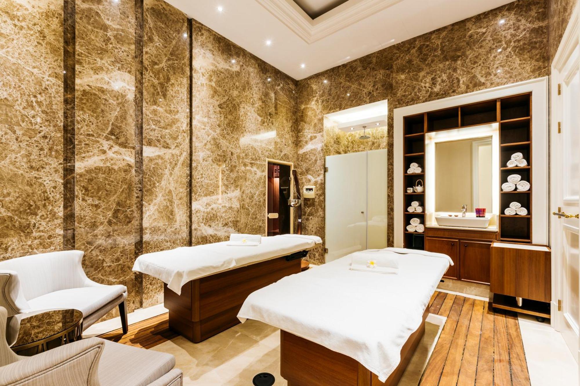 Hotel Lords Palace Casino 5*