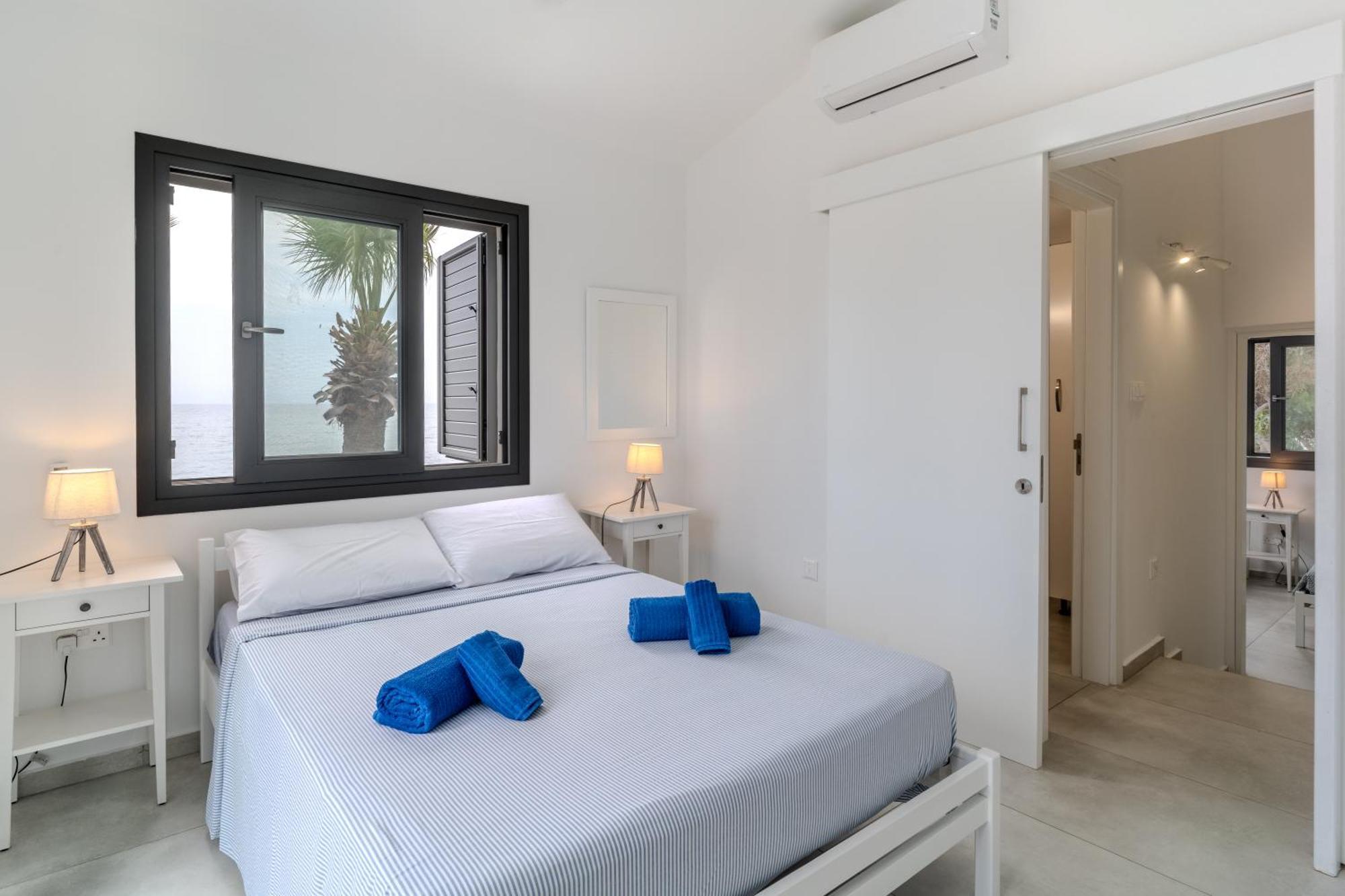 Blu House* Holiday home