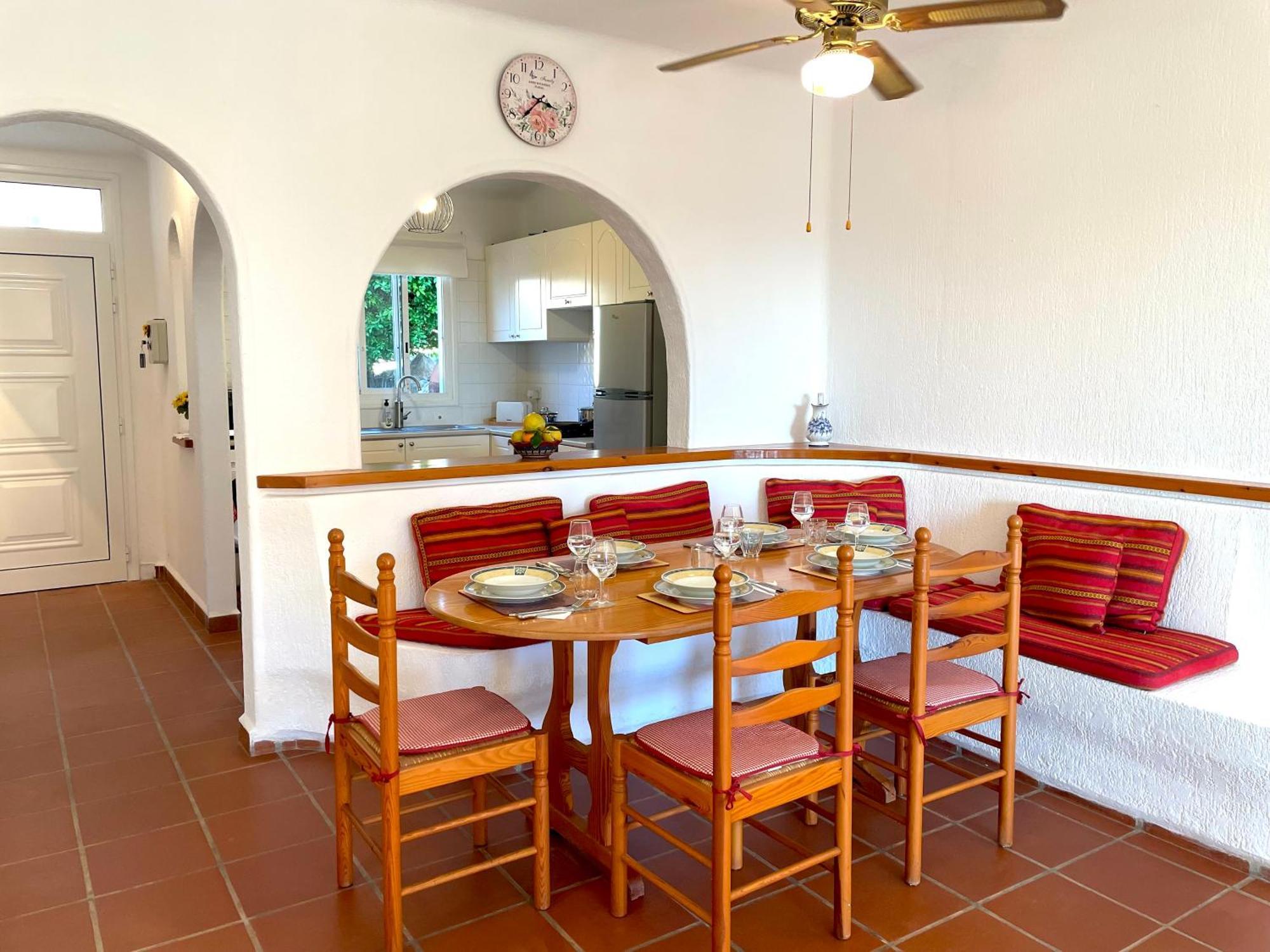 Mediterranean Cottage, Sea View, Great Location * Klorakas