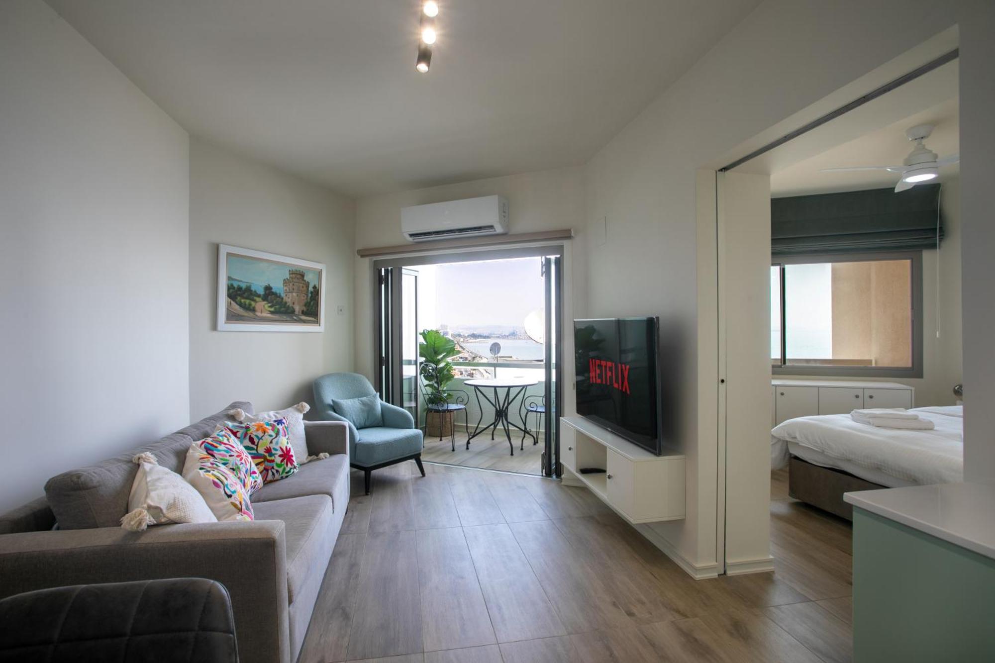 Apartment Palmove Luxurious Beachfront