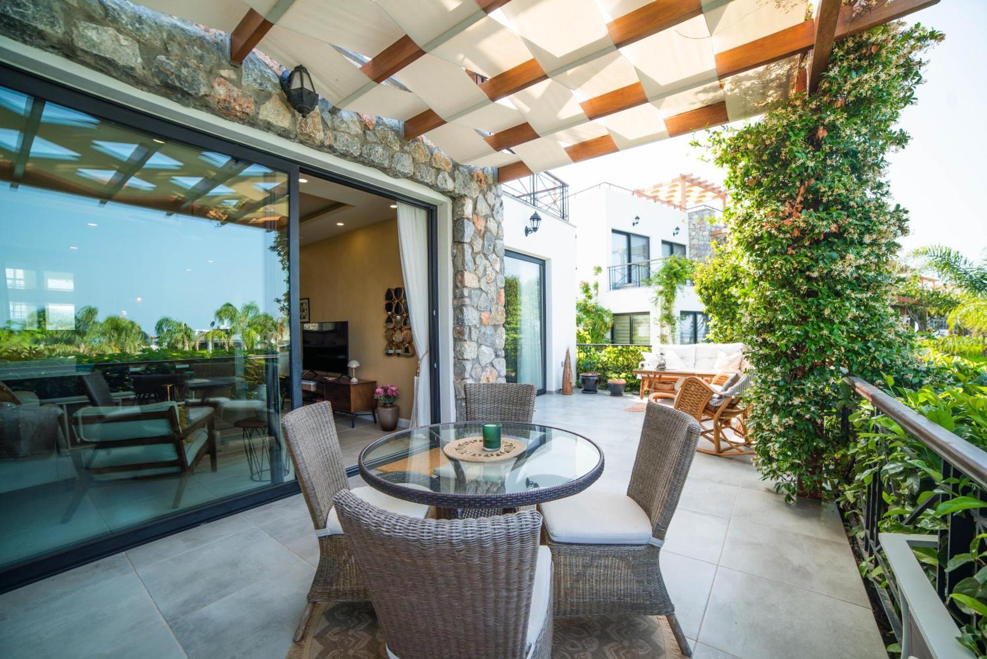 Apartment Modern And Cozy Designer In Relaxing Environment Kyrenia (Northern Cyprus)