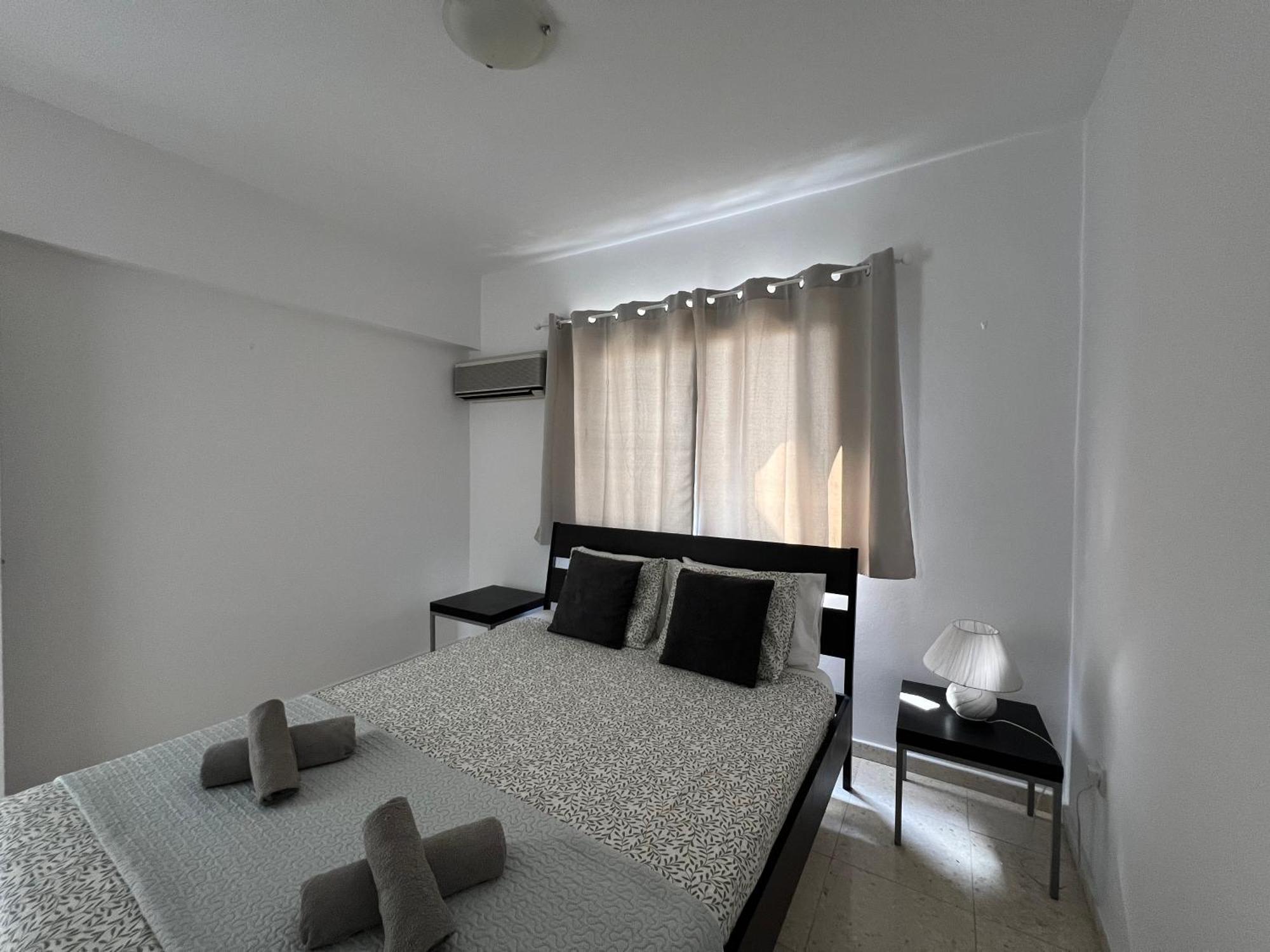 1st Class Location With Sea&pool View Paphos