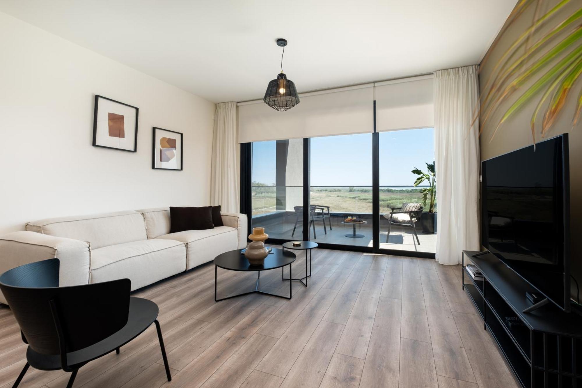 Sunset Gardens Apartment