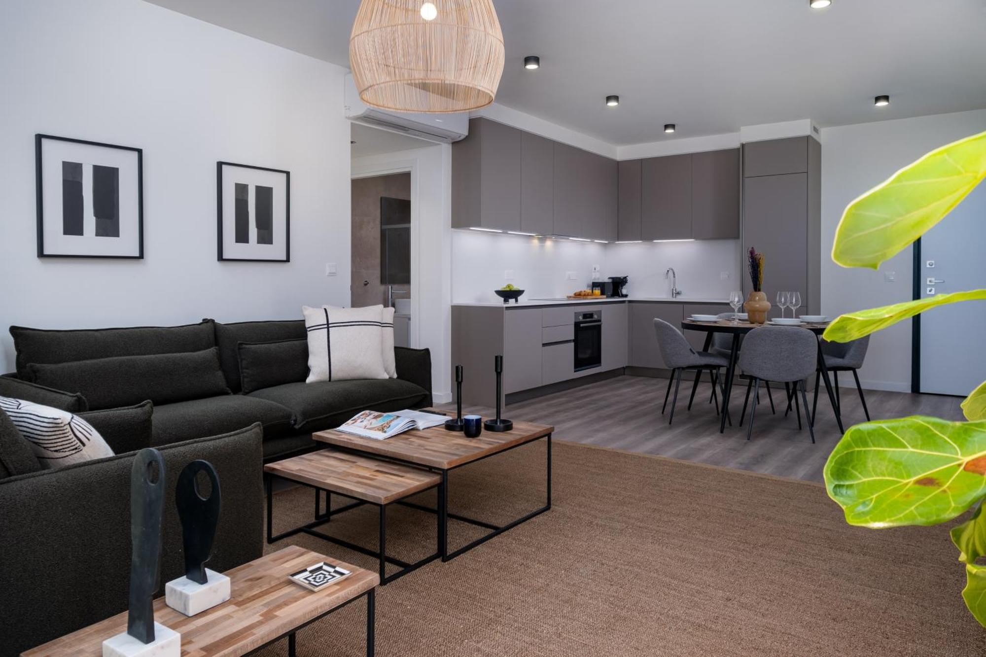 Sunset Gardens Apartment *