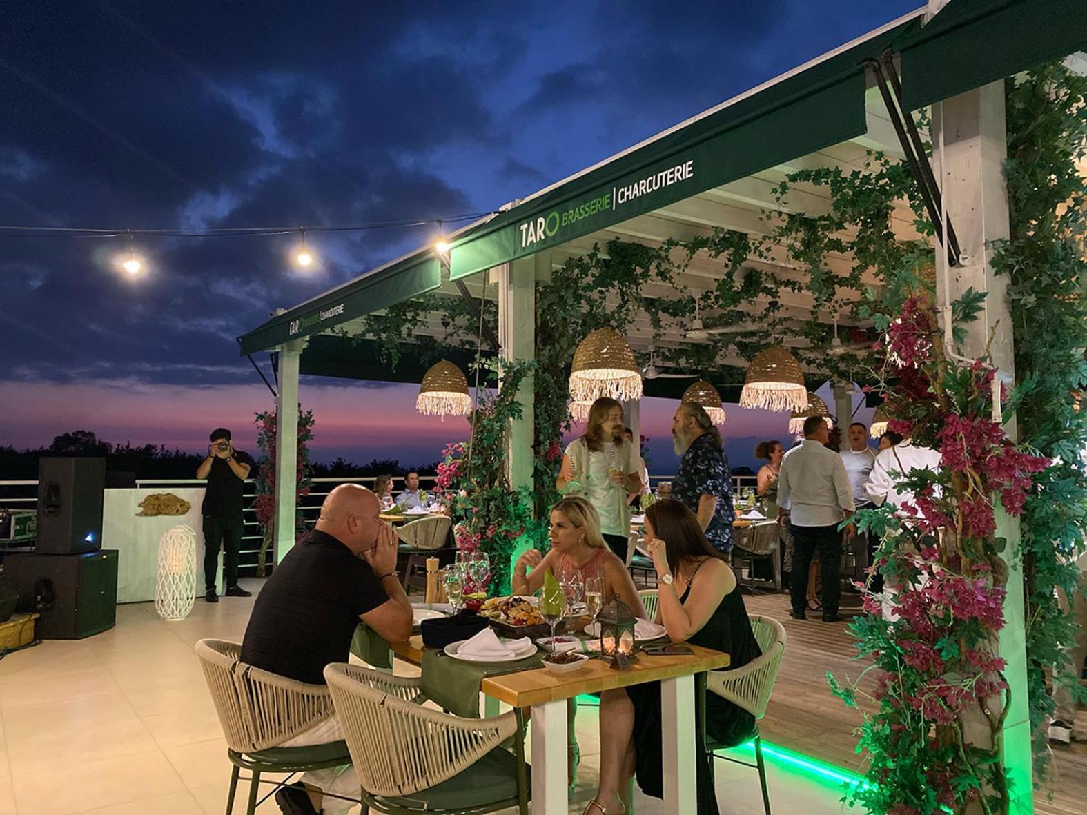 Apartment Premium Home: Bungalow-apartment Mit Rooftop Nahe Golfclub & Agios Georgios (Girne)