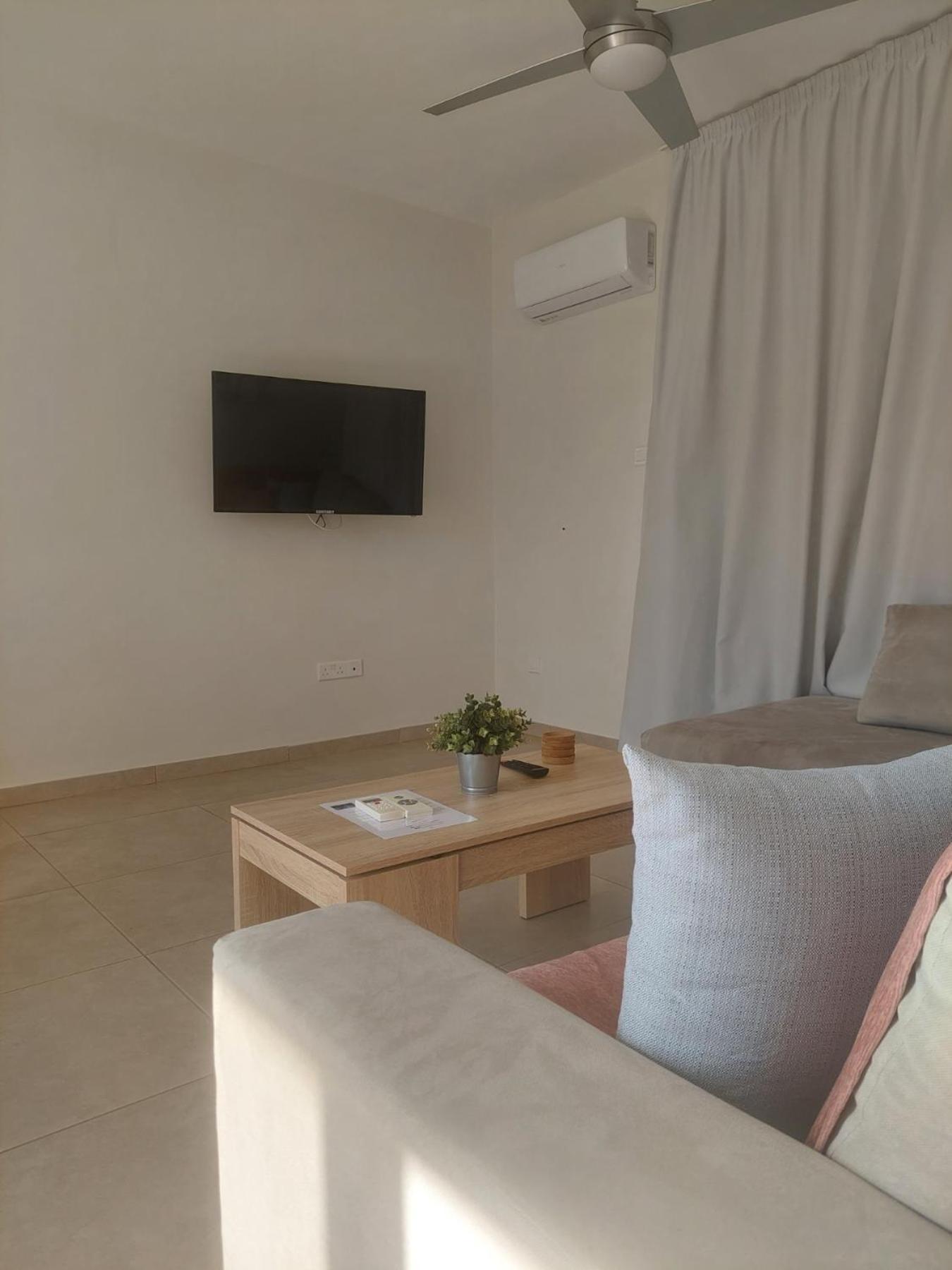 Proteas Mare Apartment *