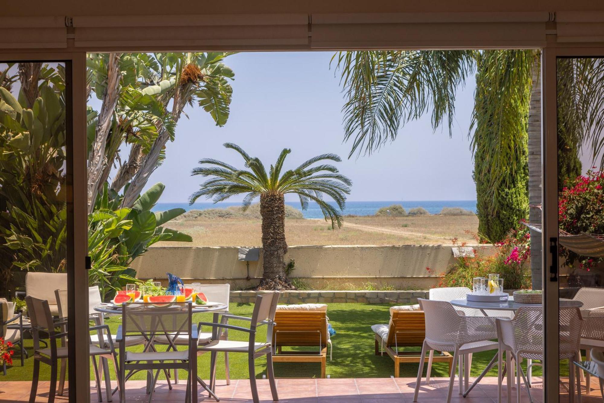 Chelidonia Larnaca Seafront