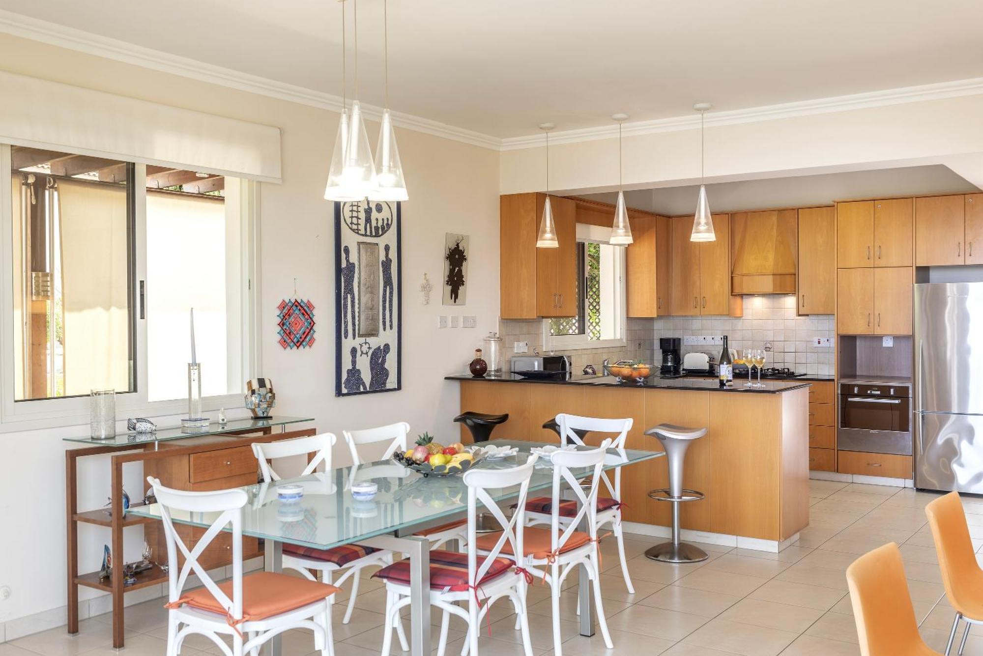Chelidonia Larnaca Seafront Villa *